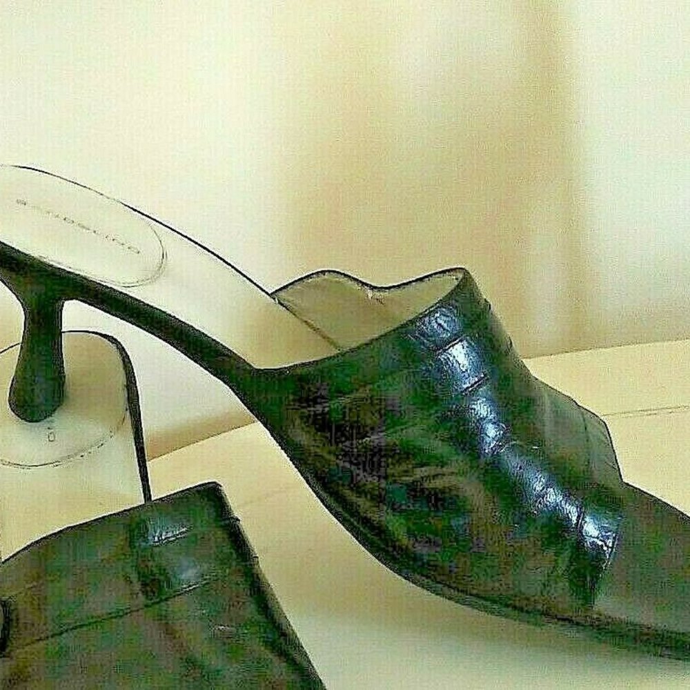 Bandolino 6.5 black italian slides mules nonslip - Picture 5 of 15